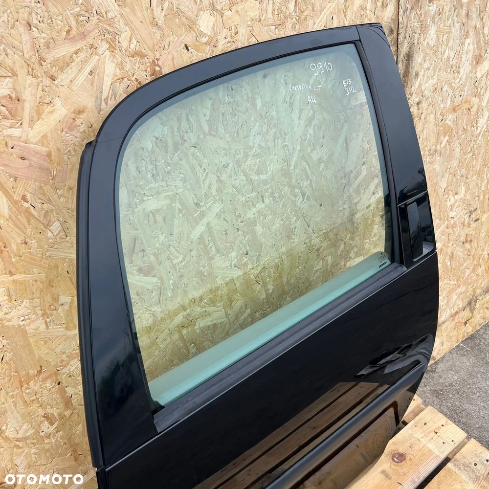 Skoda Roomster/ Praktik Drzwi Lewy Przód/ Lewy Tył L.P/ L.T Kompletne 9910 - 15