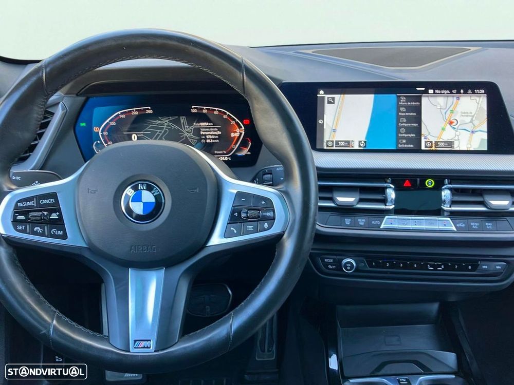 BMW 118 i Pack Desportivo M Auto - 10