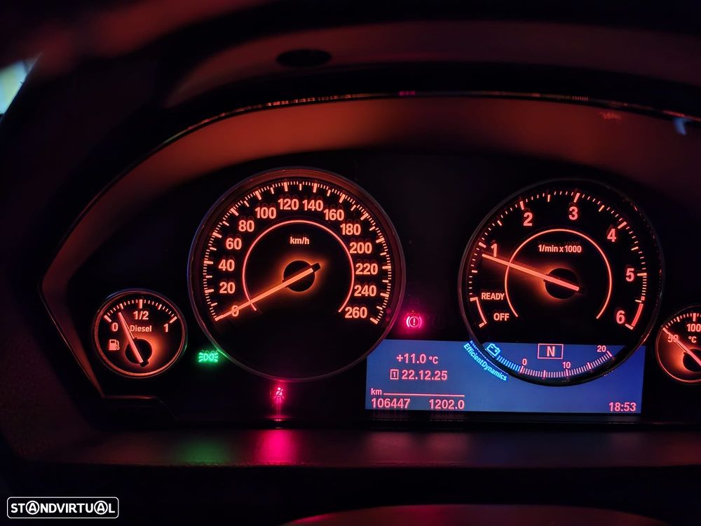 BMW 318 d Ultimate Auto - 17