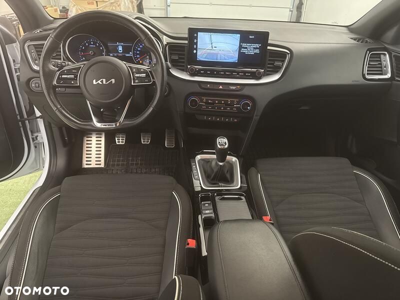 Kia ProCeed 1.5 T-GDI GT Line - 21