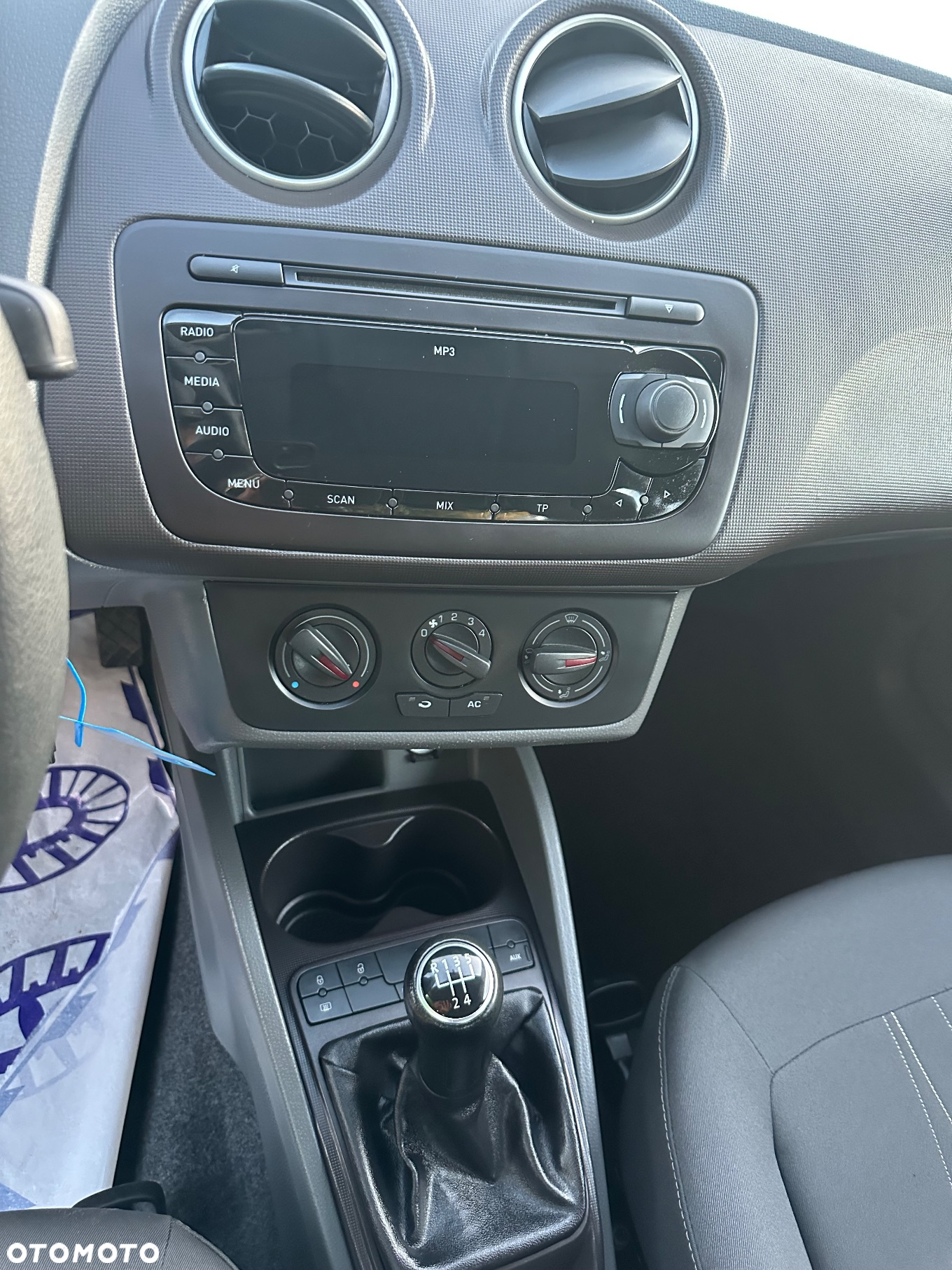 Seat Ibiza 1.4 16V Reference - 26
