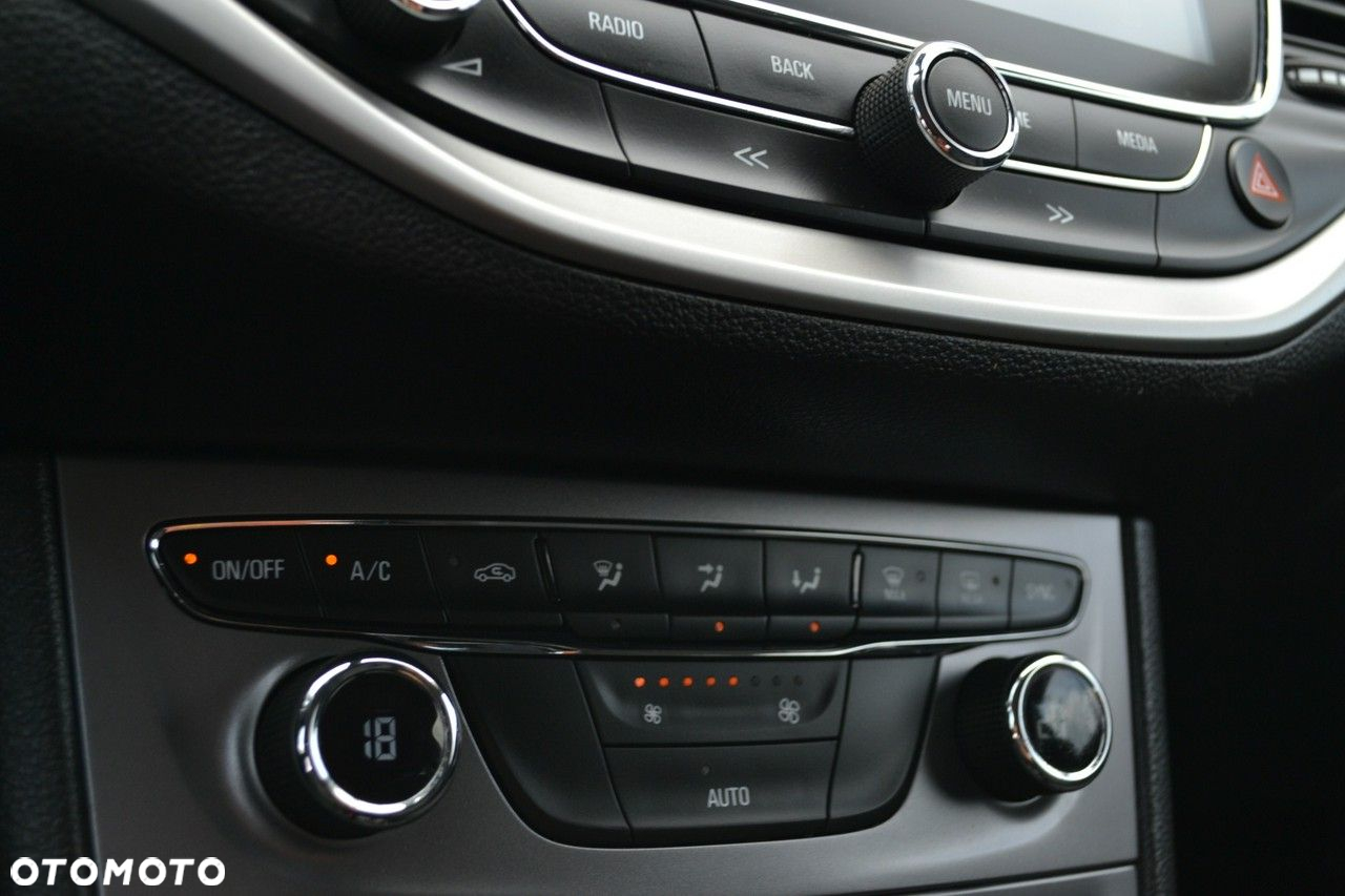 Opel Astra - 18
