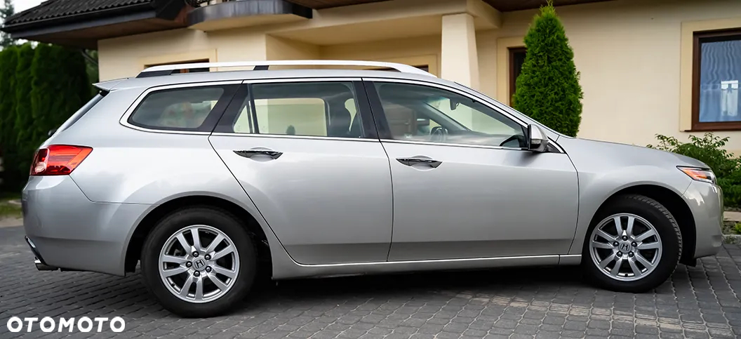 Honda Accord 2.0 Elegance - 16