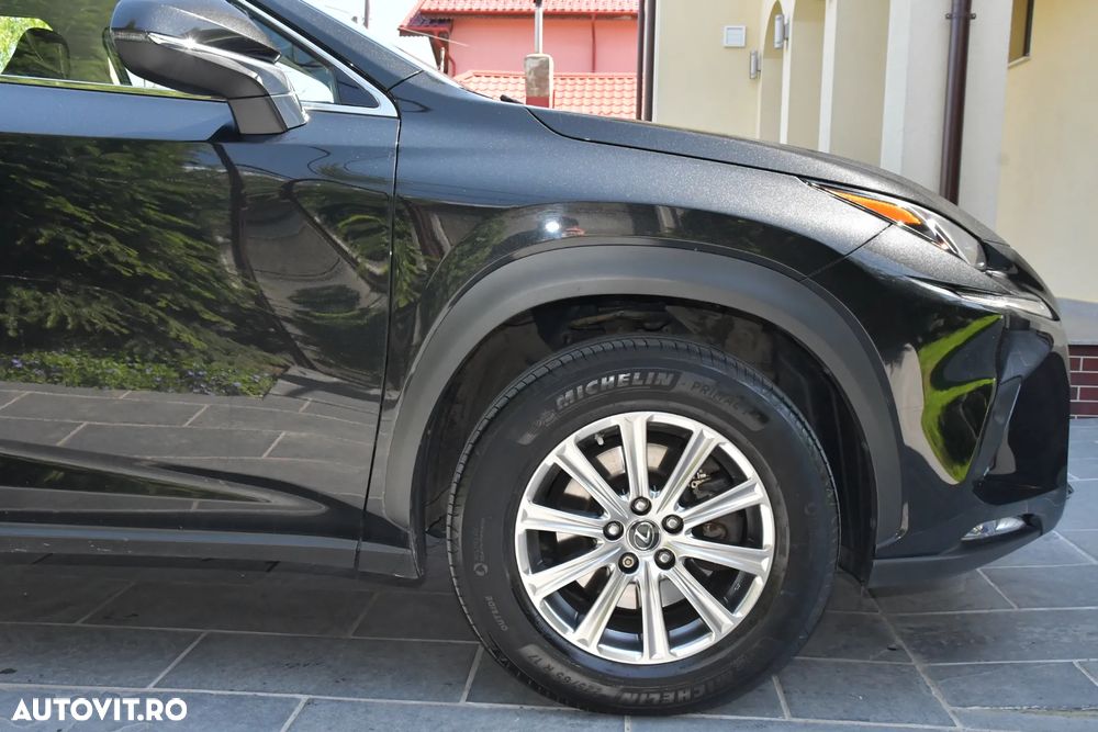 Lexus Seria NX 300h E-FOUR Business Edition - 11