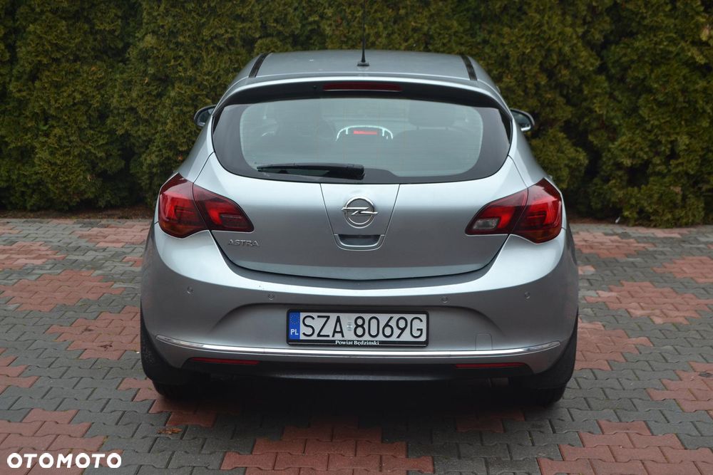 Opel Astra 1.6 Cosmo - 9