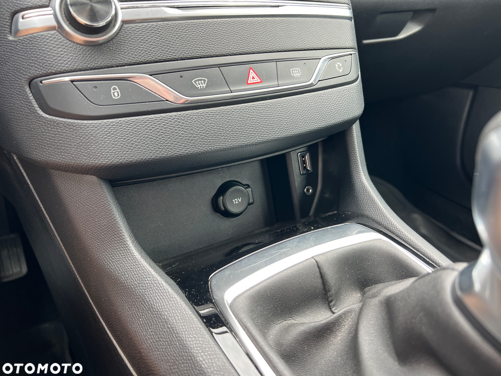 Peugeot 308 SW 1.6 BlueHDi Active S&S - 22