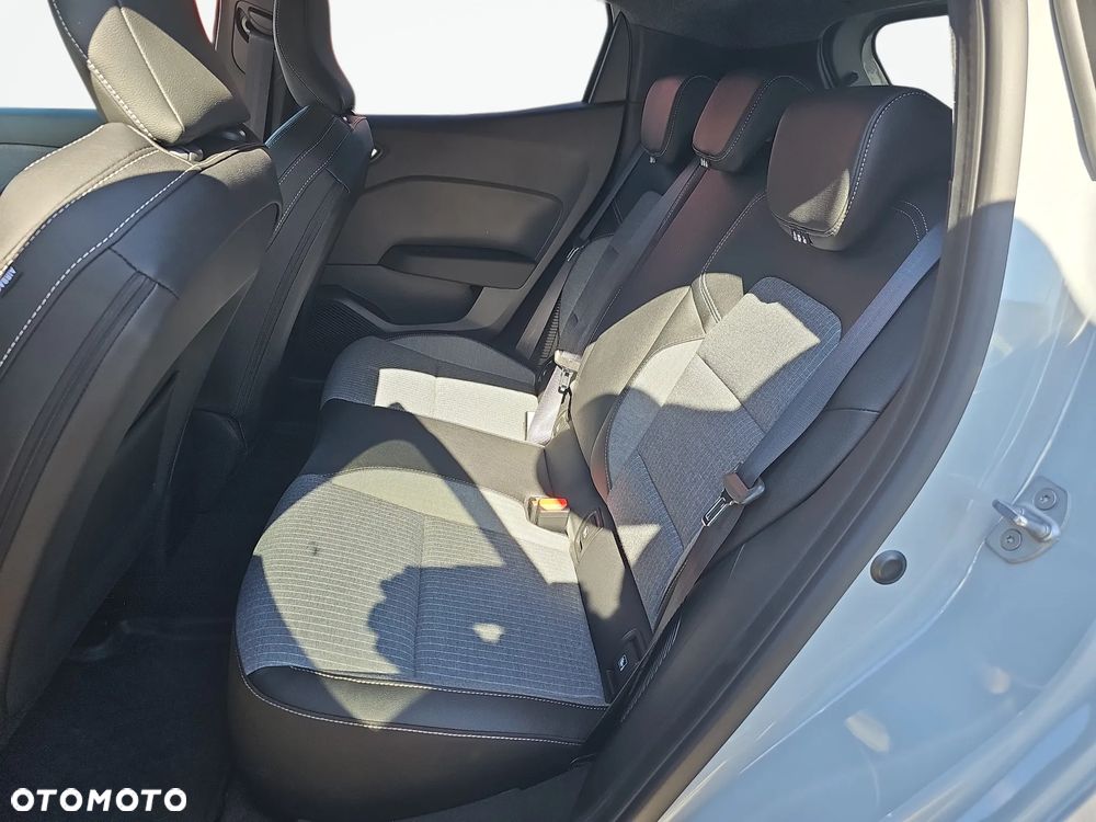 Renault Clio 1.6 E-TECH Techno - 20