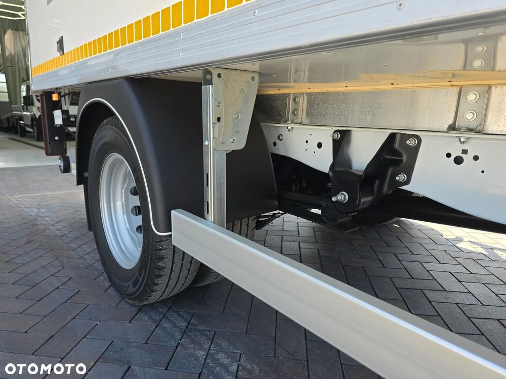 Ford TRANSIT 350-170 IZOTERMA WINDA 750Kg 48 Tyś Km SERWIS ASO FORD DO OSTATNIEGO Km SALON PL STAN JAK NOWY TEMPOMAT KLIMA ELKTRYKA ASYSTEN KIEROWCY WZMOCNIONE TYLNE ZAWIESZENIE RESOR + PODUSZKI PNEŁMATYCZNE - 28