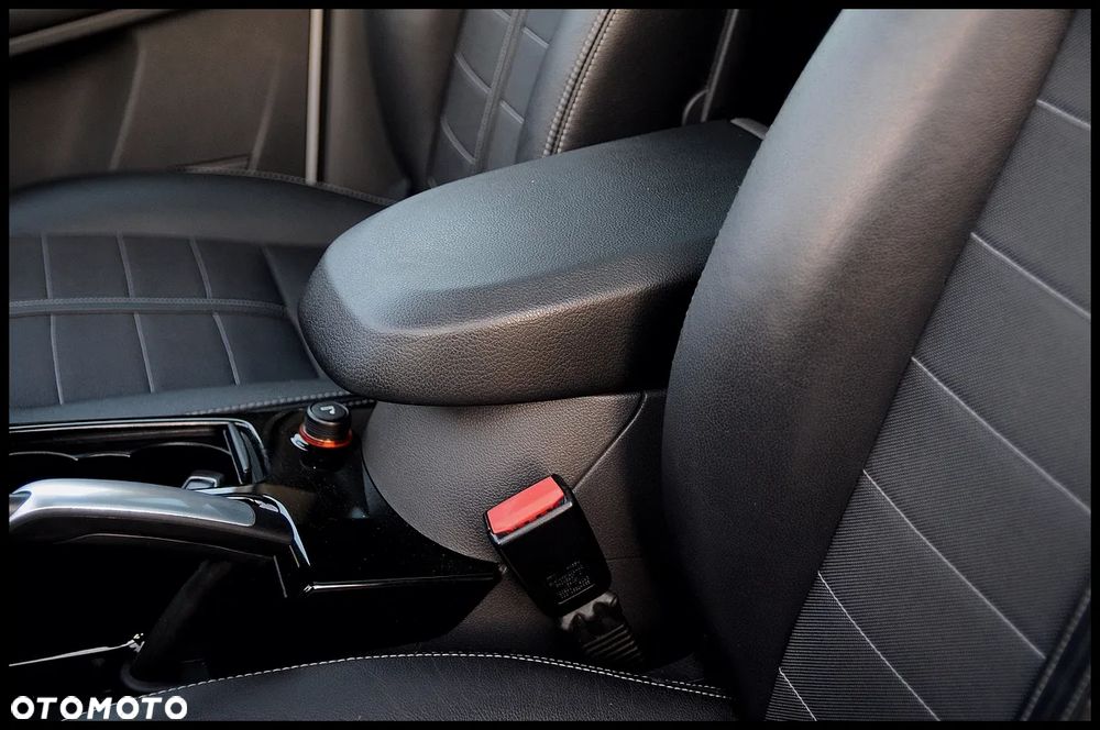 Ford Kuga 2.0 TDCi Titanium - 32