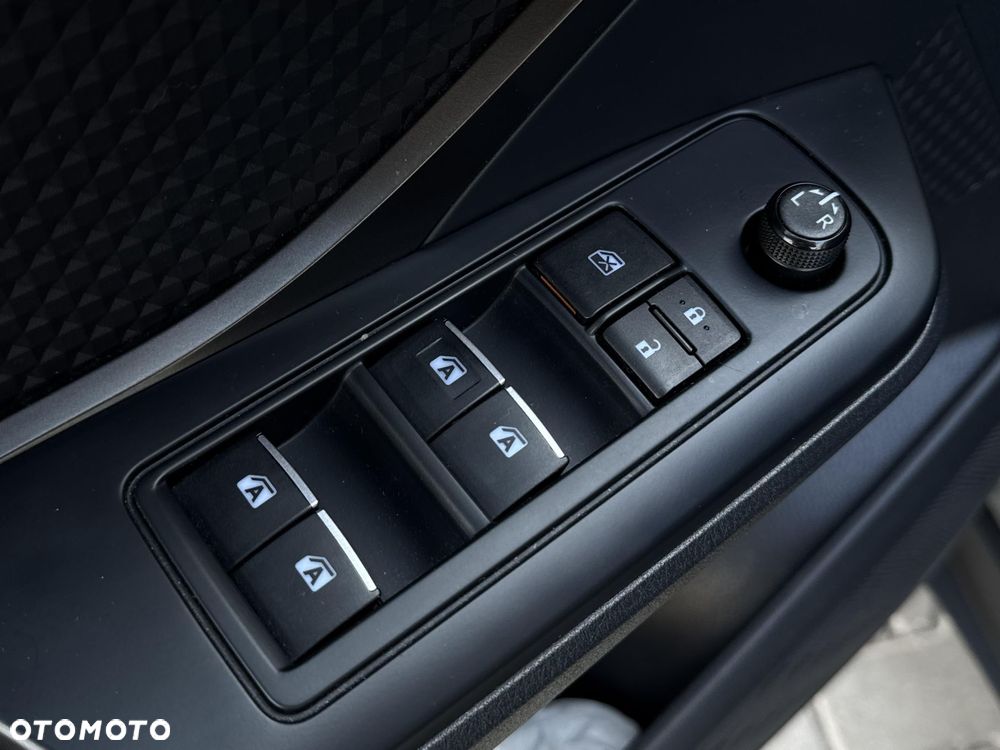 Toyota C-HR 1.2 T GPF Premium - 27