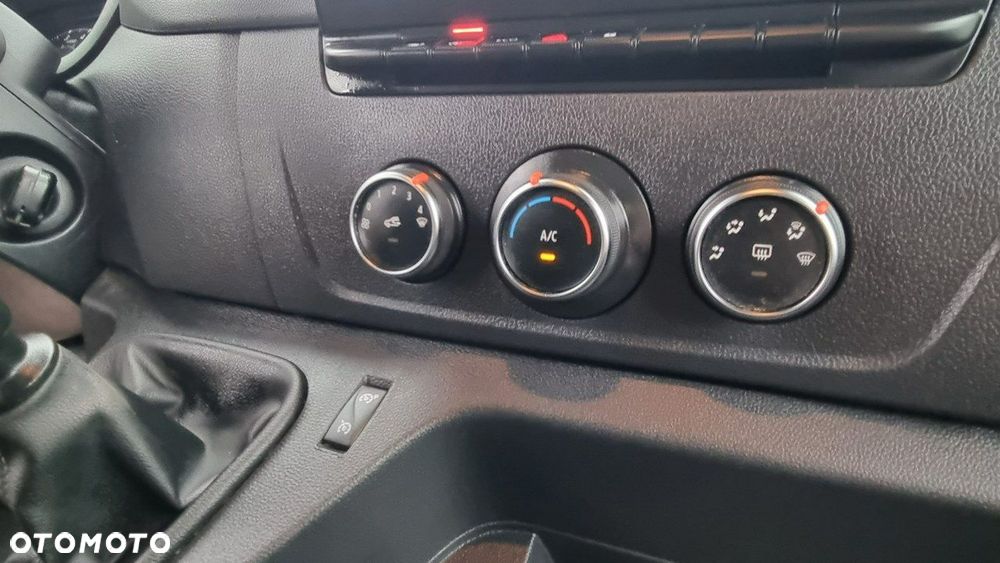 Renault Master - 13