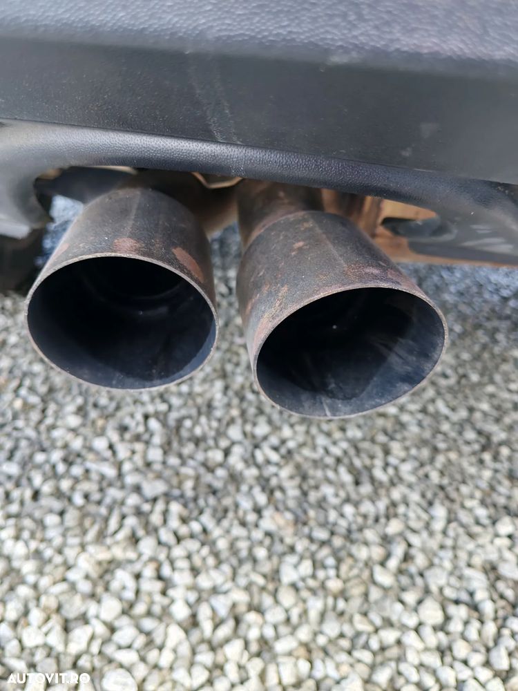 Volkswagen Tiguan 2.0 TDI DPF BlueMotion Technology Sport & Style - 10