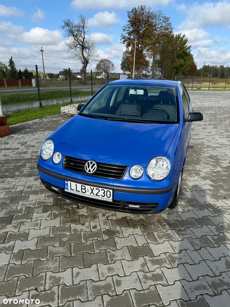 Volkswagen Polo 1.4 16V Basis - 1
