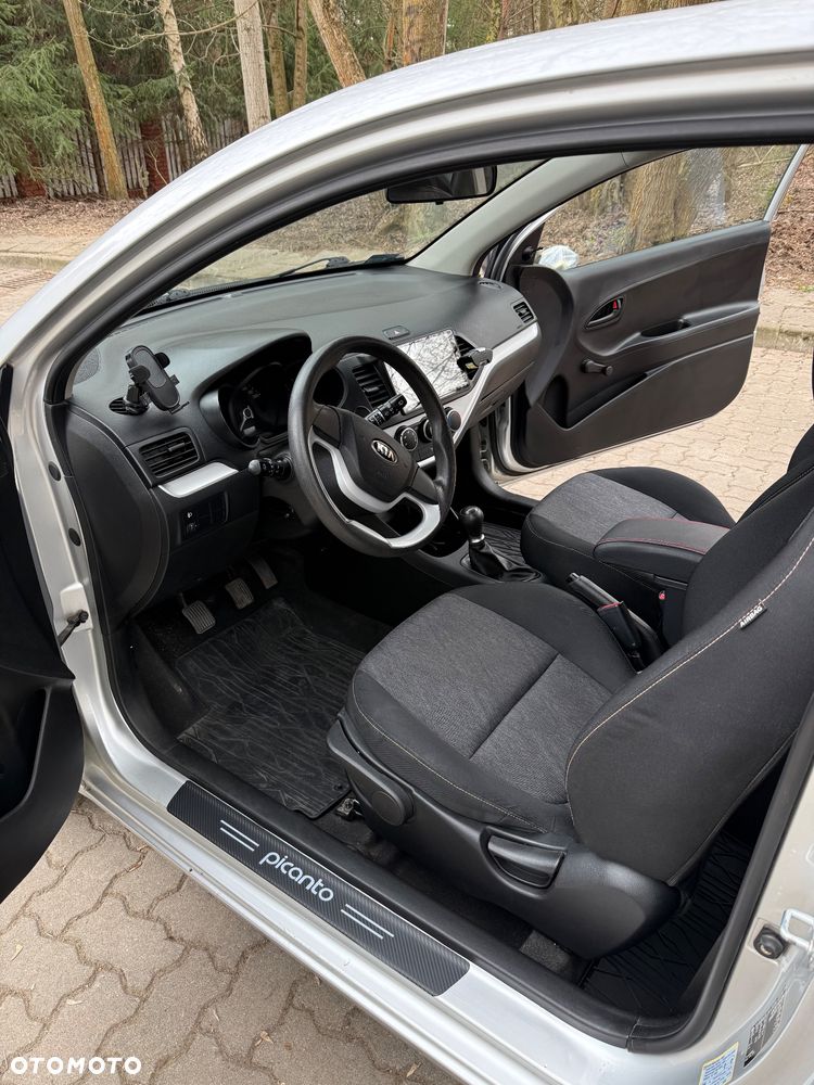 Kia Picanto 1.0 L - 12