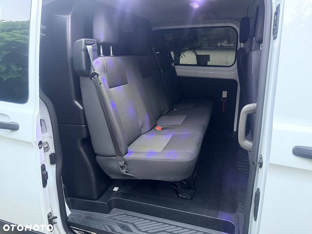 Ford Transit Custom BRYG. 6 OSÓB - L2H1 - SALON POLSKA - Bezwypadkowy - FAKTURA VAT 23% - Najmocniejsza Wersja 170km - PEŁNA HISTORIA SERWISOWA - ORYGINALNY PRZEBIEG - 35