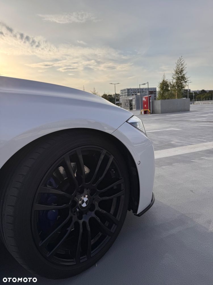 BMW Seria 3 330d M Sport Shadow - 10