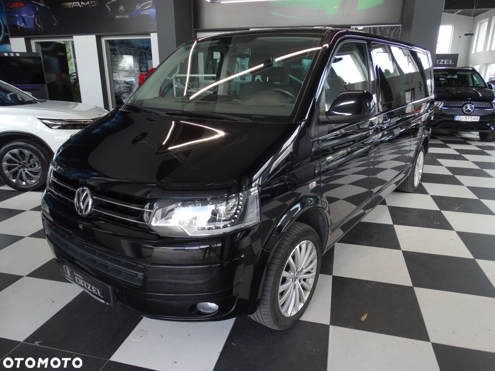Volkswagen Multivan - 2