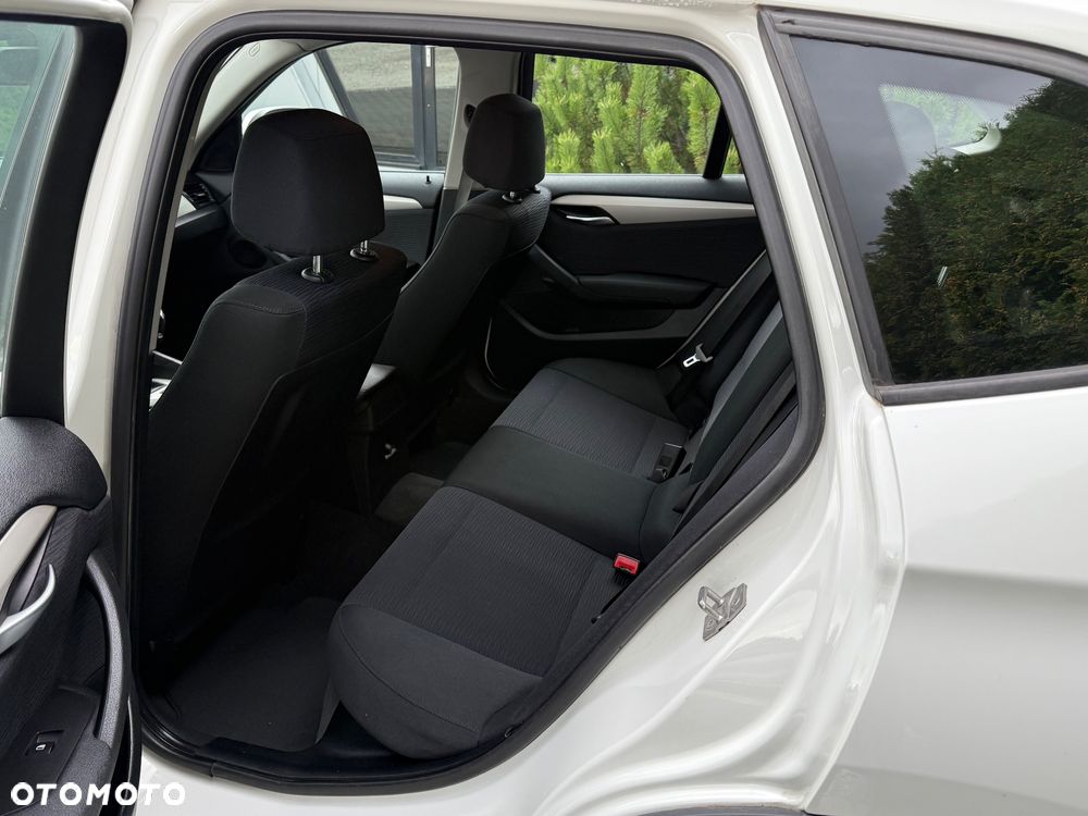 BMW X1 xDrive20d - 12
