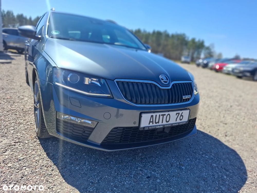 Skoda Octavia 2.0 TDI DSG RS - 4
