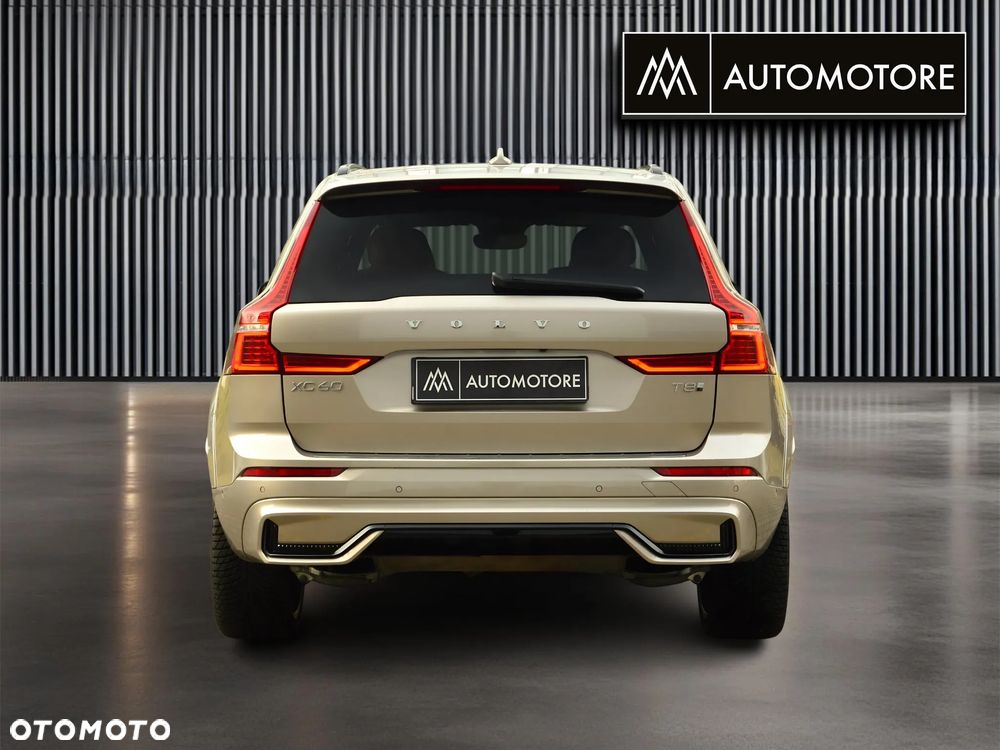 Volvo XC 60 T8 Plug-In Hybrid AWD Ultimate Dark - 7
