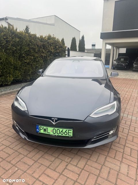 Tesla Model S Performance - 3