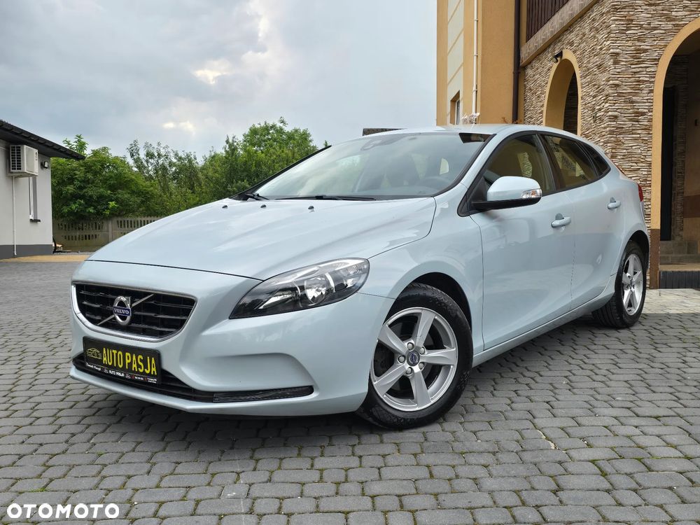 Volvo V40 D2 Summum - 1