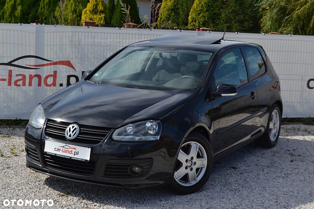 Volkswagen Golf - 5