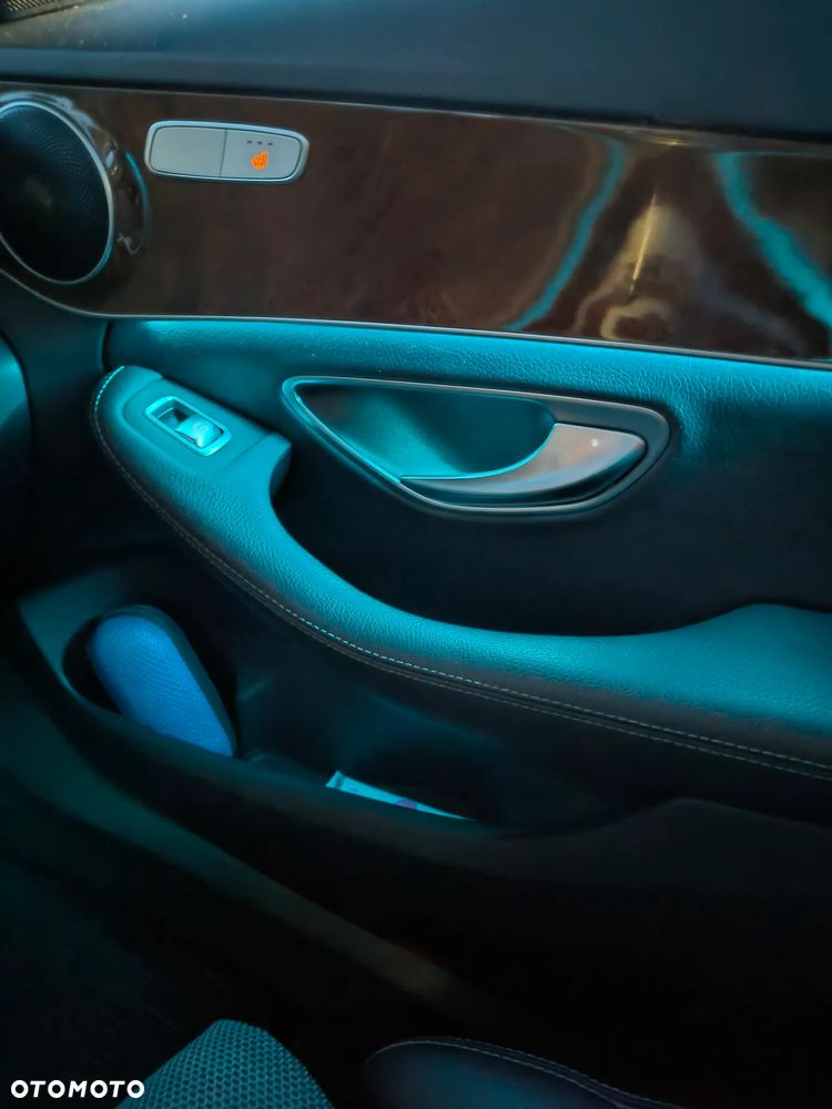 Mercedes-Benz Klasa C 200 4Matic 7G-TRONIC Avantgarde - 14
