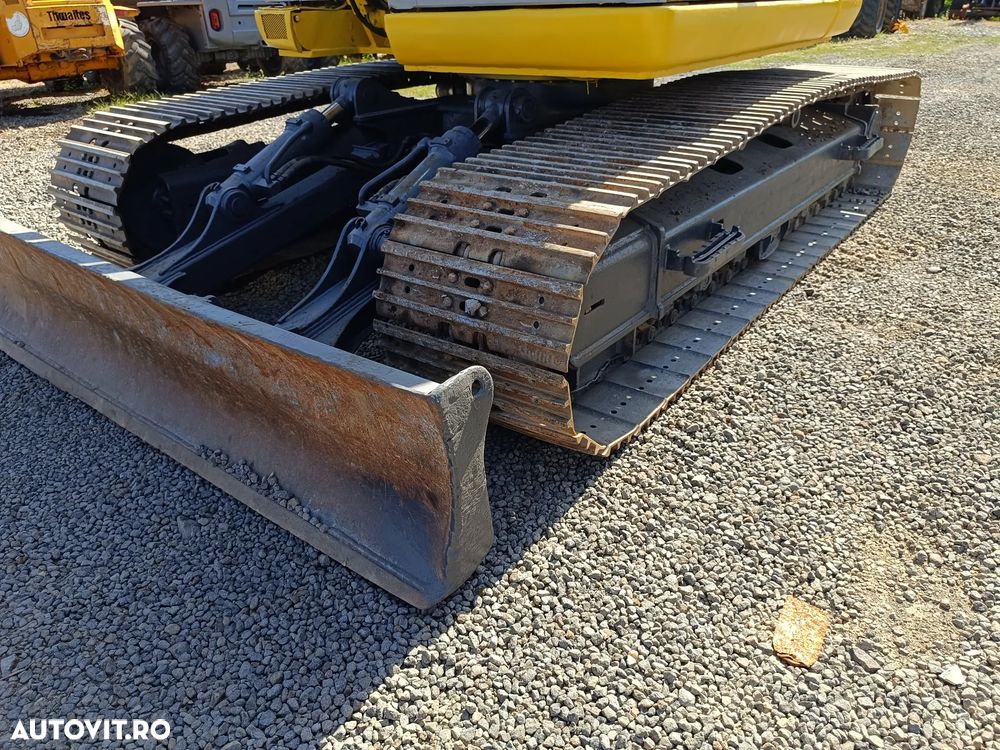 New Holland E135 SR - 9