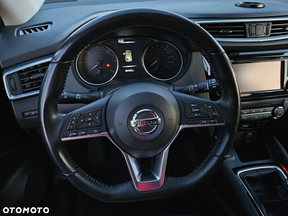 Nissan Qashqai 1.6 dCi Visia S&S - 32