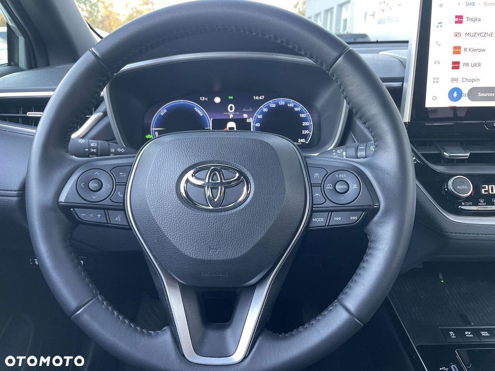 Toyota Corolla Cross - 10