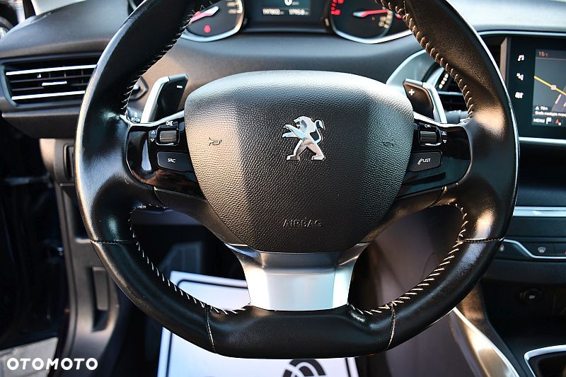 Peugeot 308 BlueHDi 130 EAT8 Stop & Start Allure Pack - 12