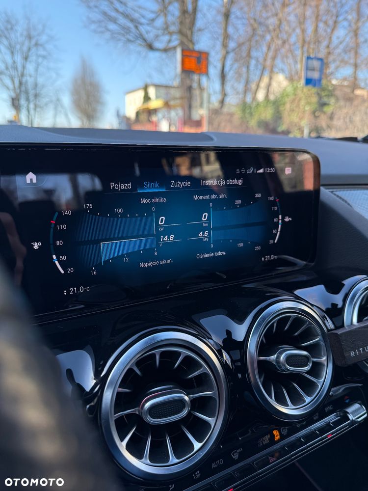 Mercedes-Benz GLA 180 d Business Edition - 36