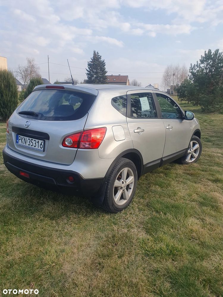 Nissan Qashqai 2.0 4x4 Lounge CVT - 3