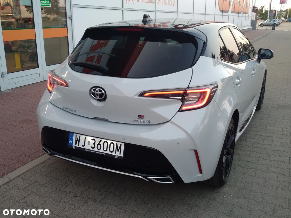 Toyota Corolla 1.8 Hybrid GR Sport - 11
