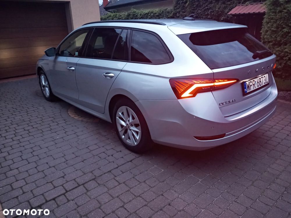 Skoda Octavia 1.5 TSI ACT Ambition - 3