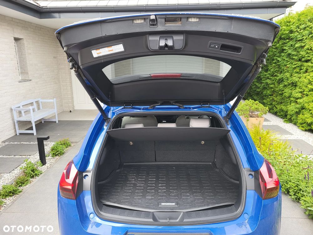Lexus UX - 7
