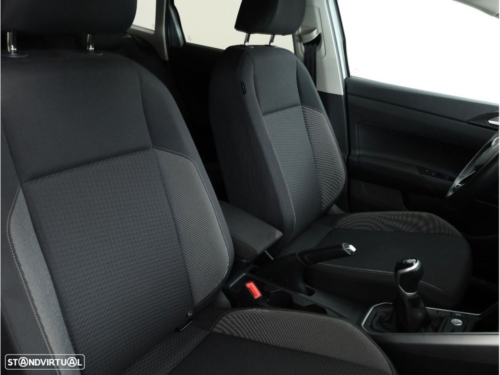 VW Taigo 1.0 TSI Urban - 15