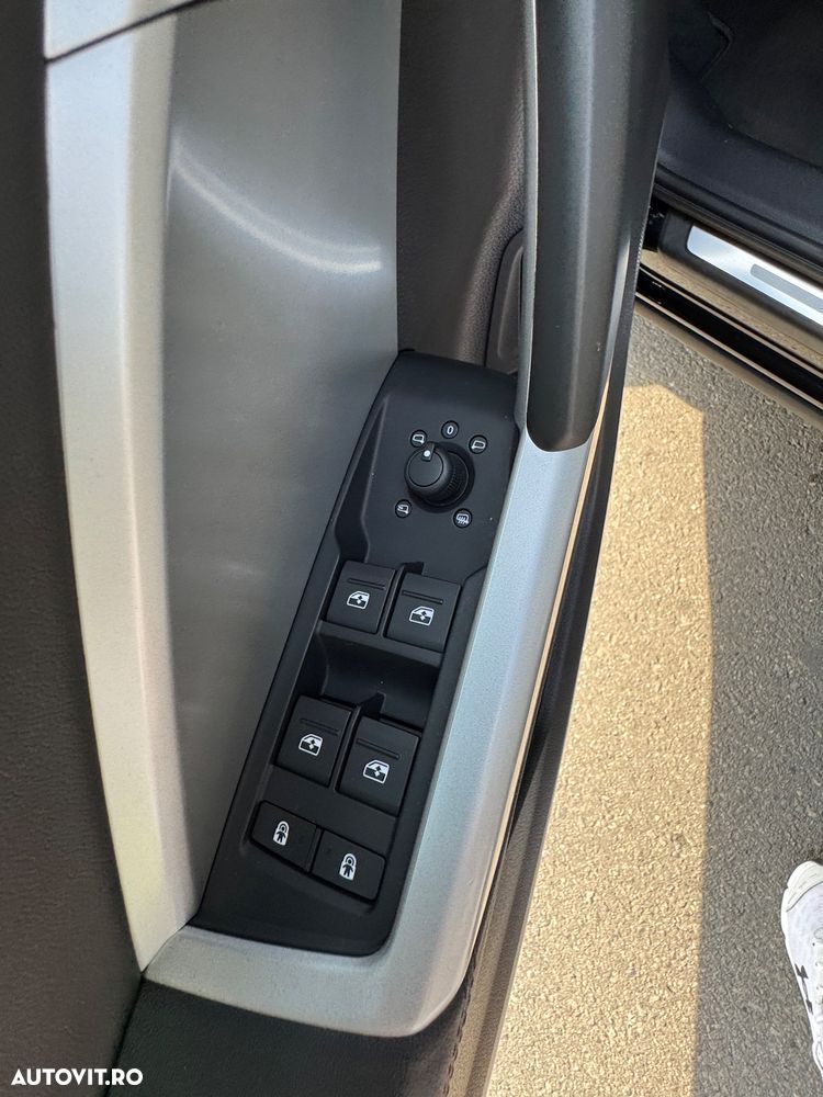 Audi Q3 2.0 35 TDI S tronic quattro Advanced - 18