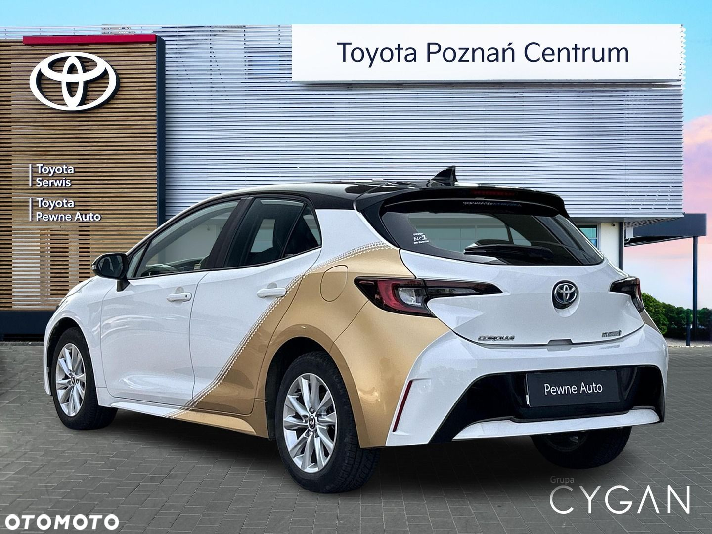 Toyota Corolla 1.8 Hybrid Comfort - 3