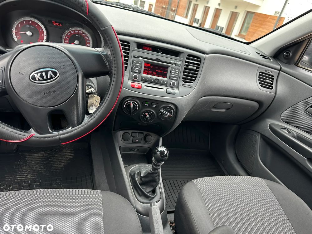 Kia Rio 1.4 Spirit - 3