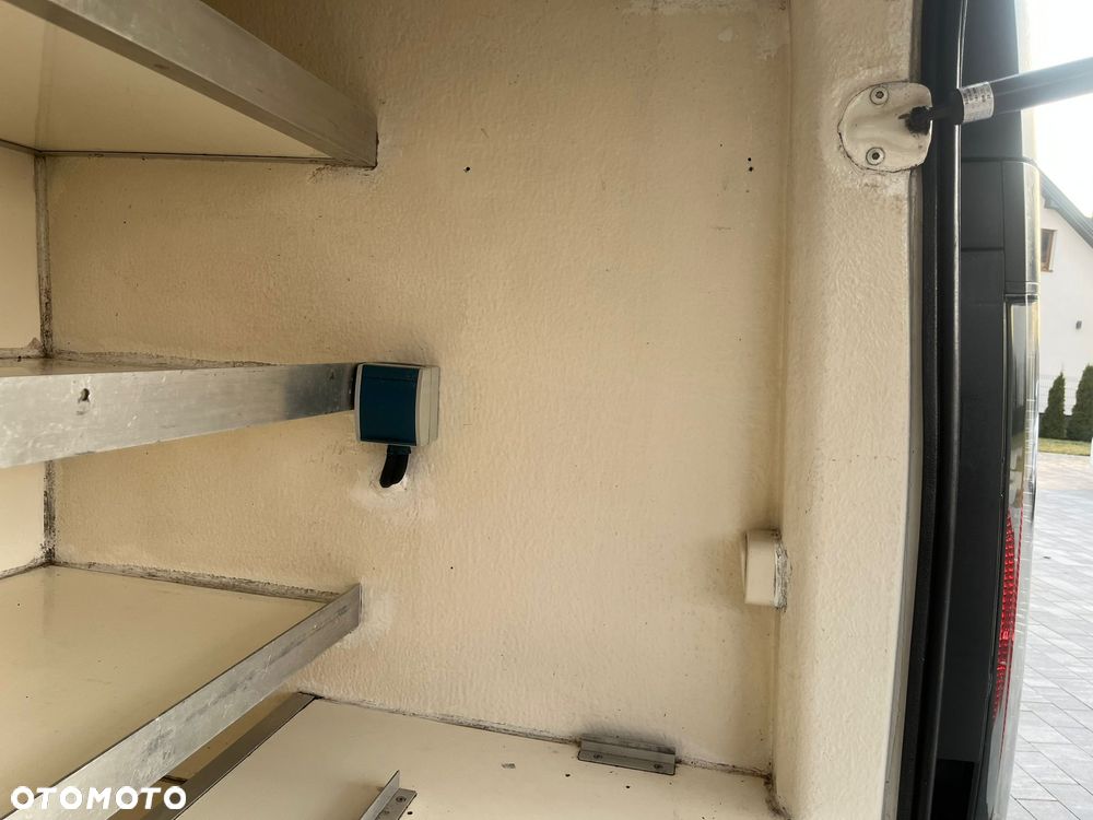 Renault TRAFIC LONG CHŁODNIA PLUS ZASILANIE STACJONRANE SPRAWNA 100% - 10