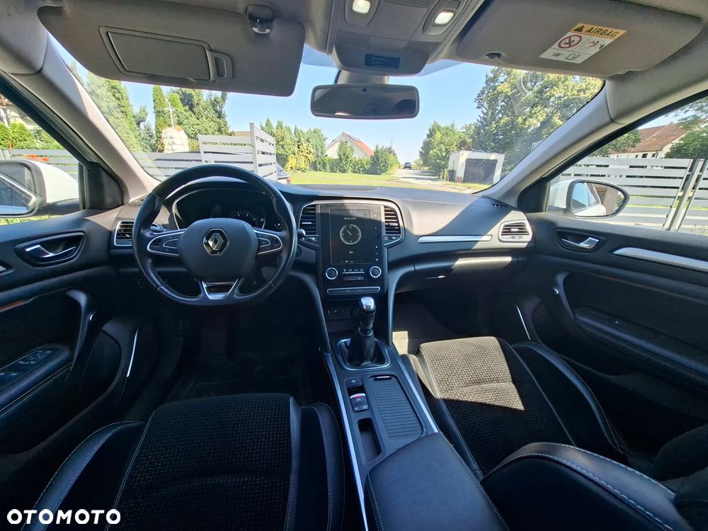 Renault Megane 1.3 TCe FAP Intens - 24