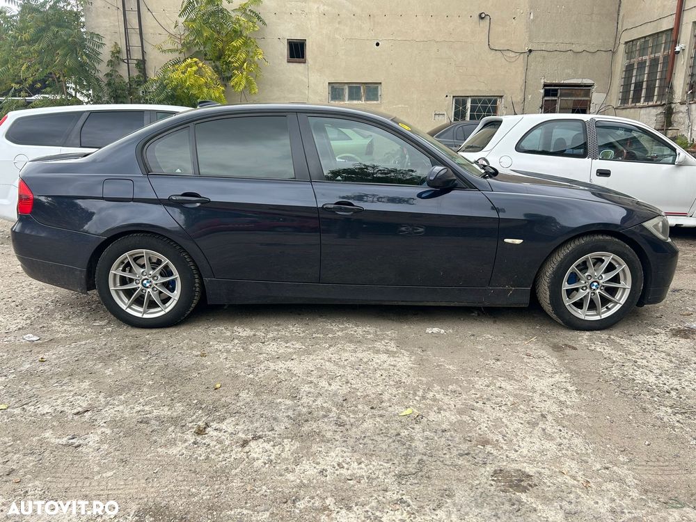 BMW Seria 3 320d - 3