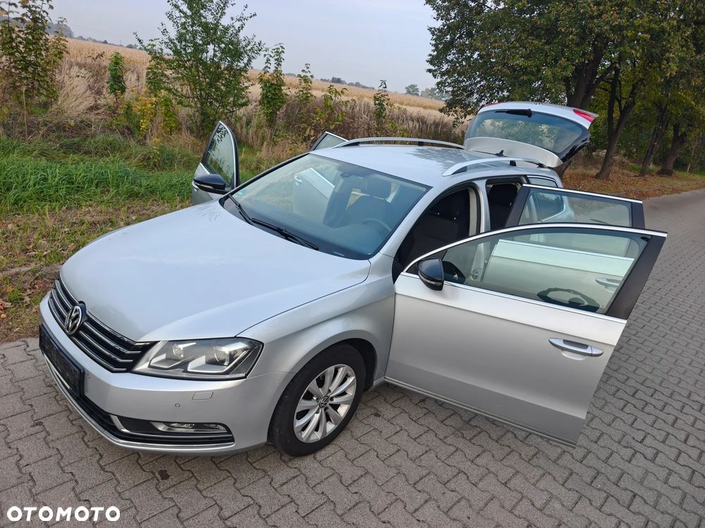 Volkswagen Passat Variant - 25