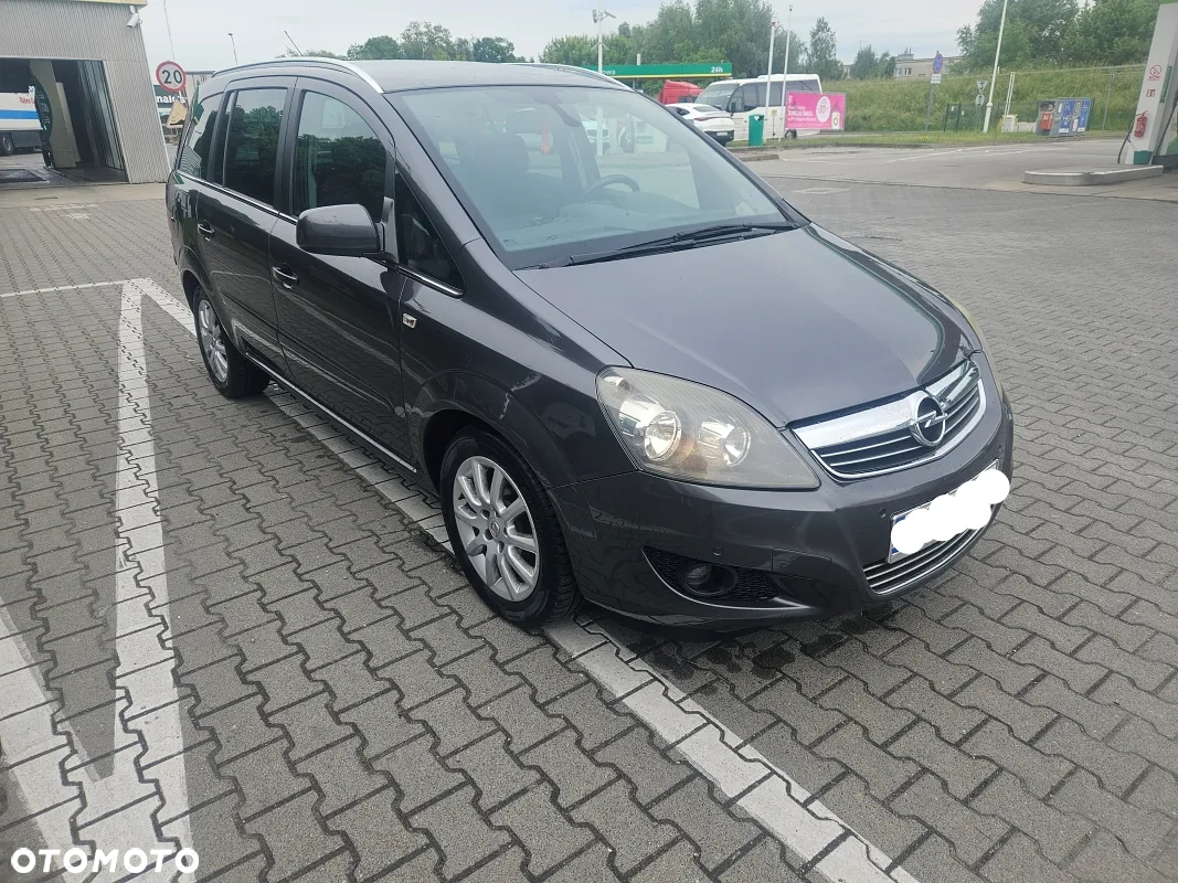 Opel Zafira 1.8 Cosmo - 16