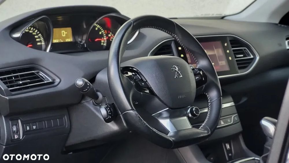 Peugeot 308 1.2 PureTech Business Line S&S - 13