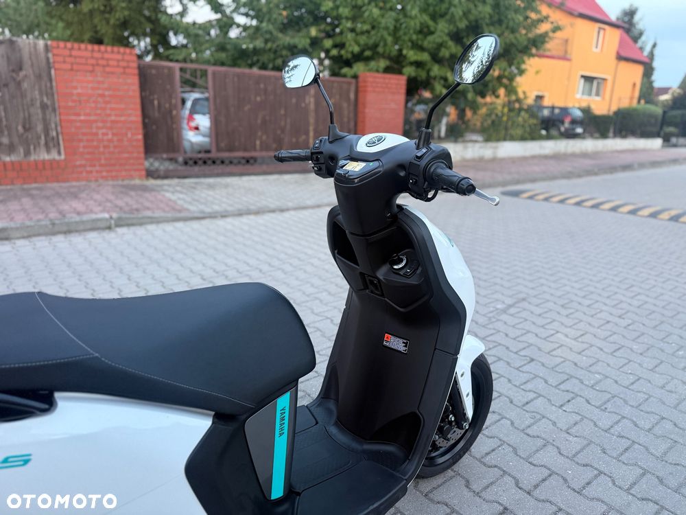 Yamaha Neos - 11