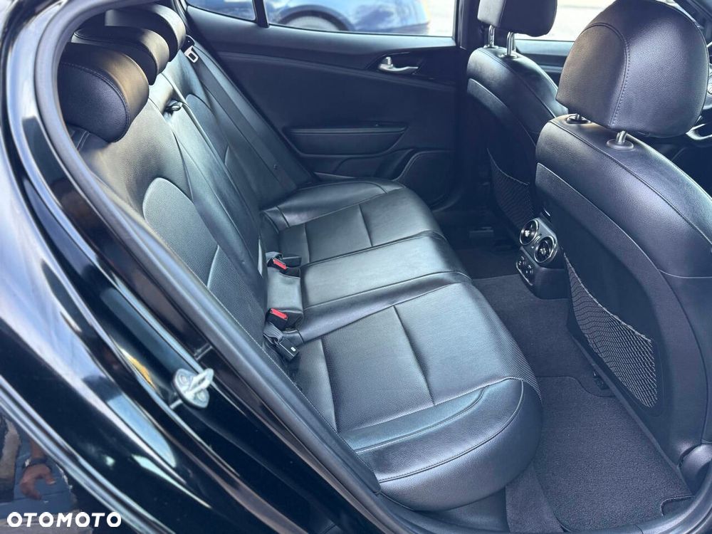 Kia Stinger 2.0 T-GDI GT Line - 19