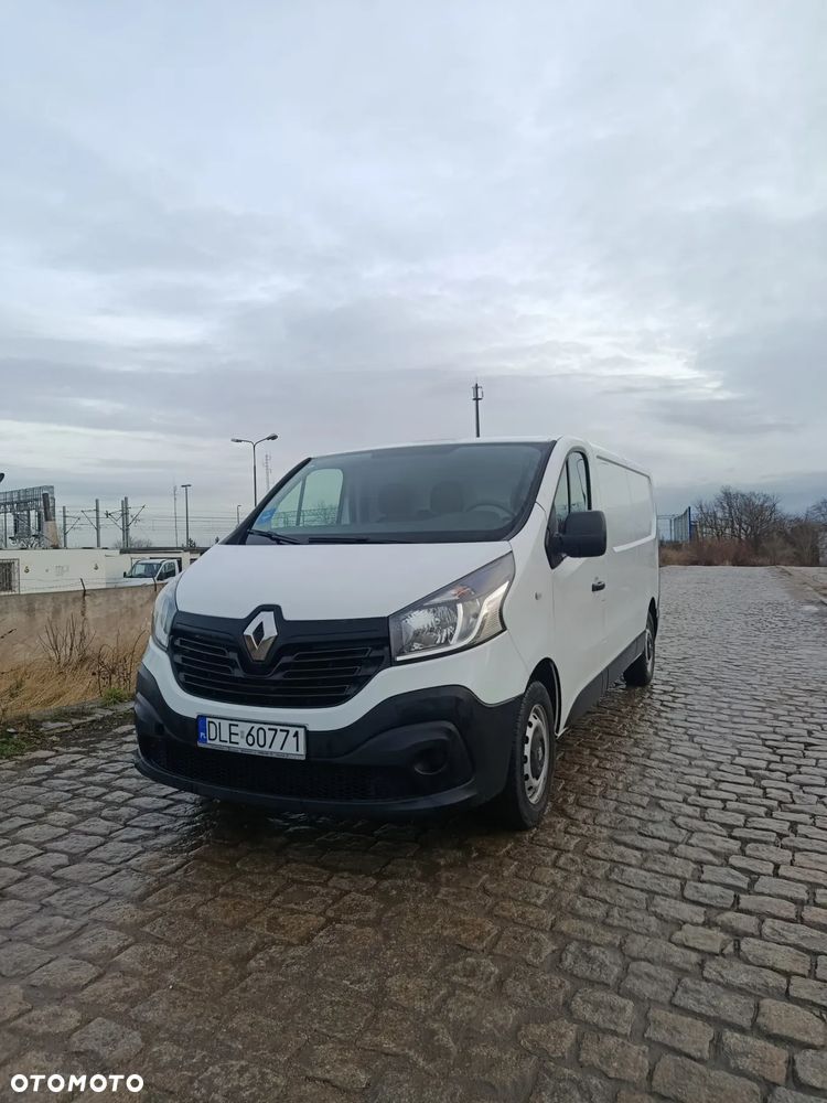 Renault Trafic - 1